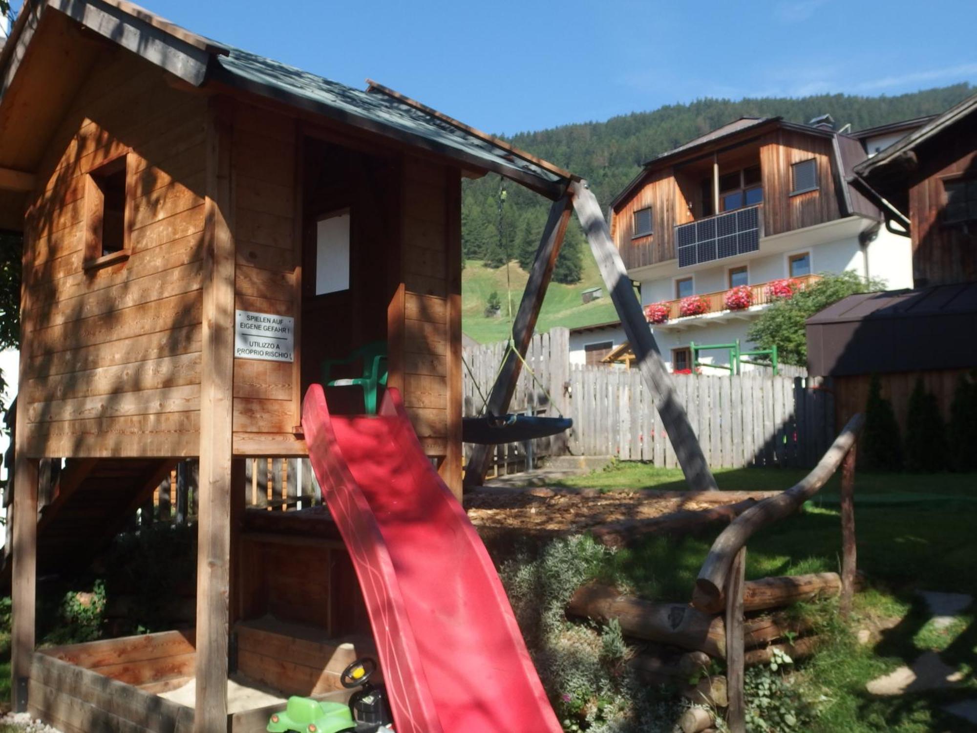 Вилла Weberhof Toblach Экстерьер фото