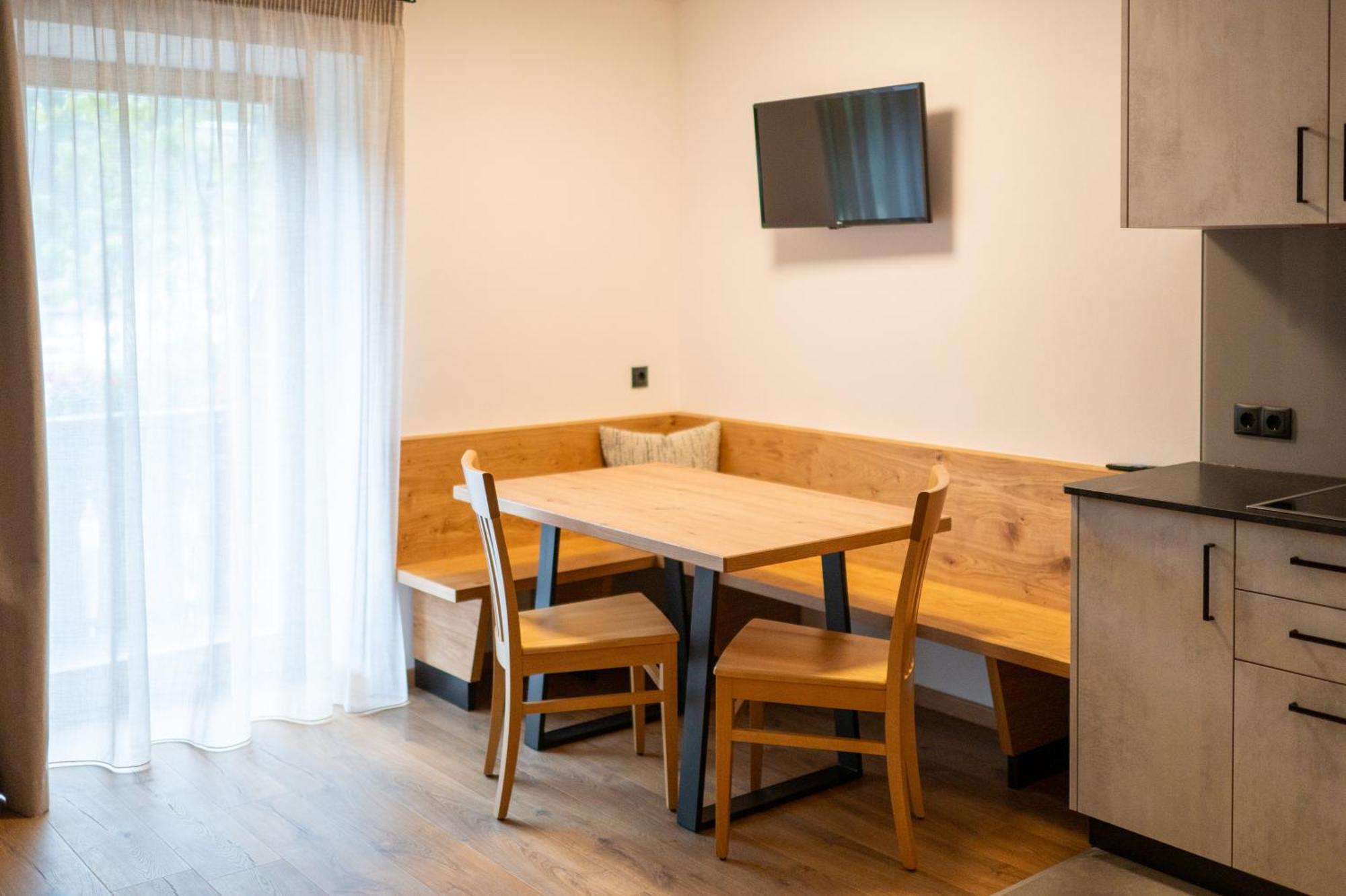 Вилла Weberhof Toblach Экстерьер фото